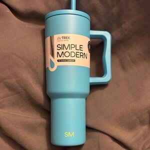 Simple Modern 40oz Blue Tumbler with Handle